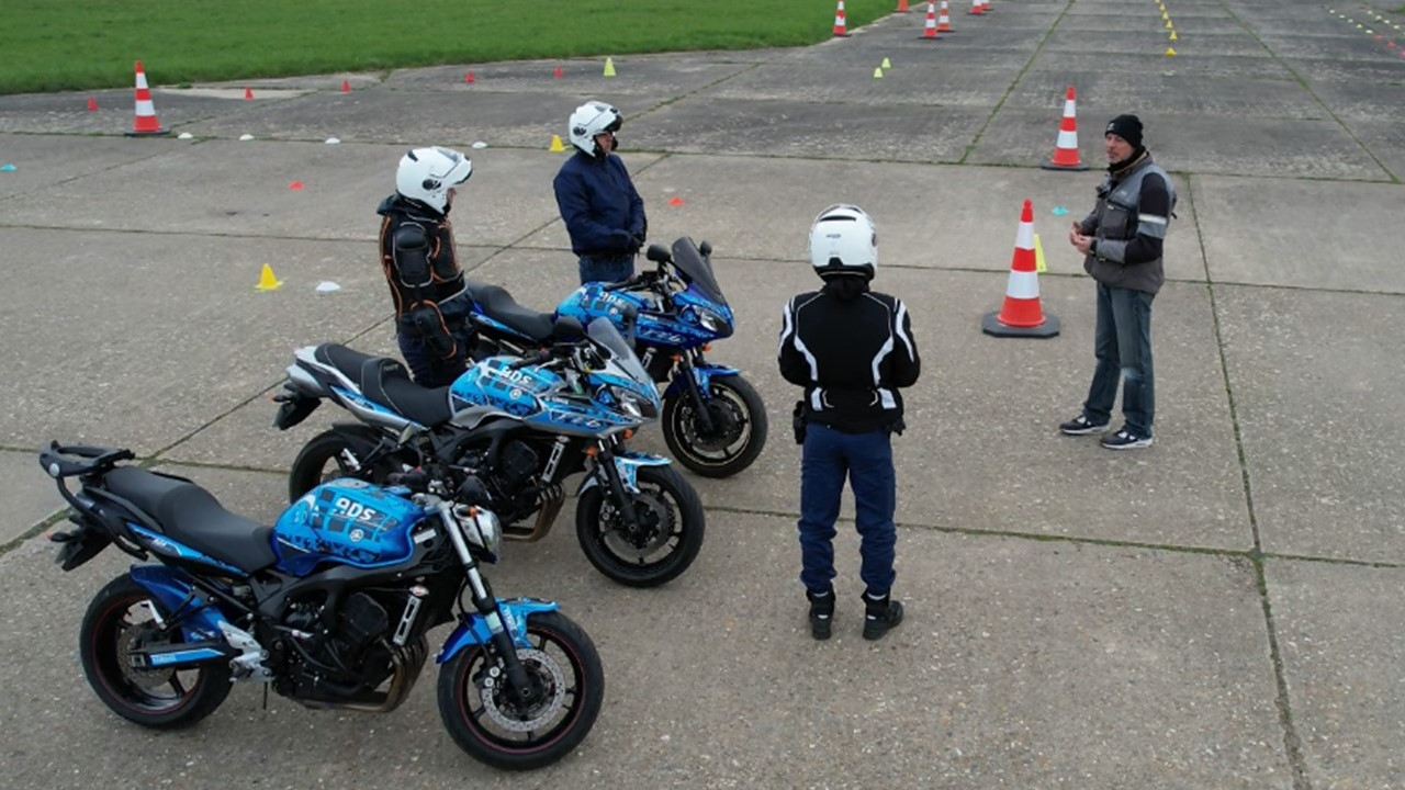 certification moto professionnelle pour particuliers circuit
